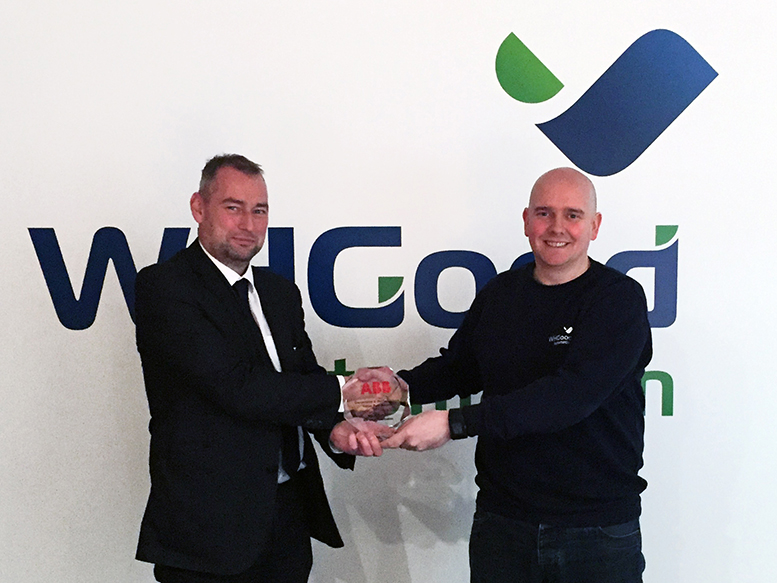 Paul Quinn receives ABB award